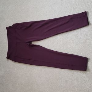 EUC SPYDER Full Length Leggings with Side Pockets. Color is Cabernet. Size L.
